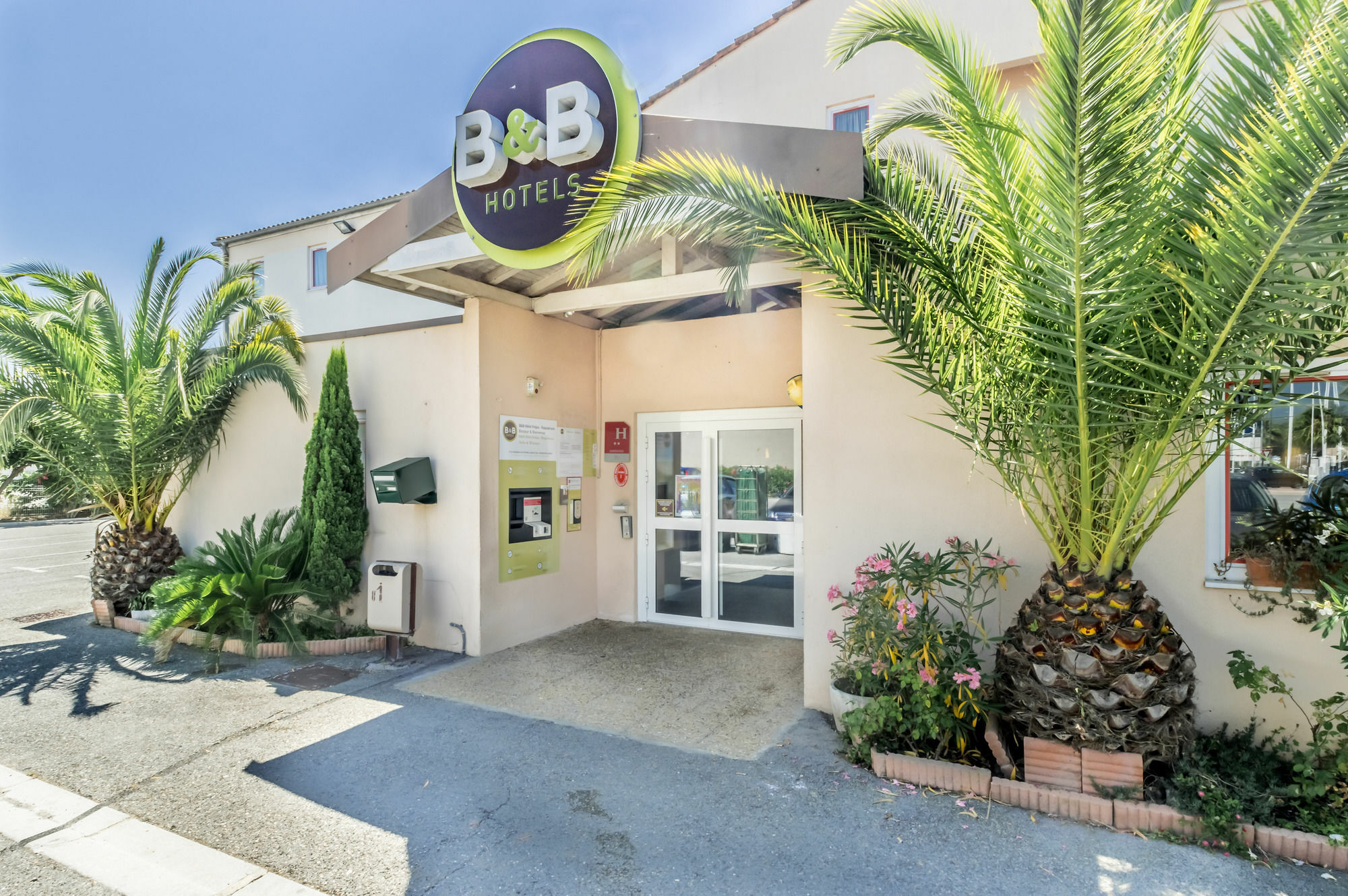B&B Hôtel Fréjus Roquebrune-sur Argens Exterior foto